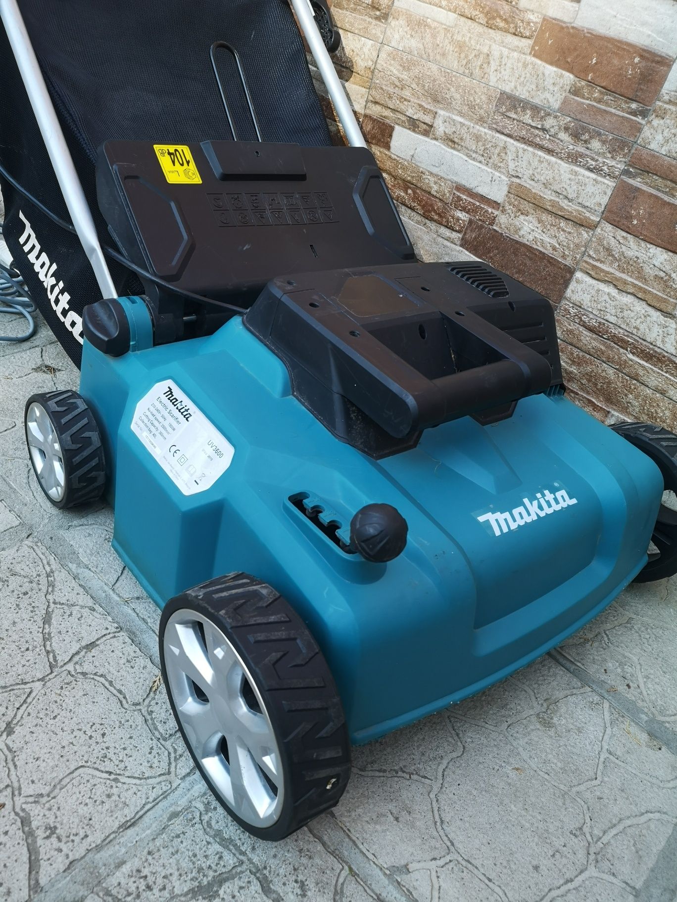 Айратор Makita UV3600  1800WAT 360mm
