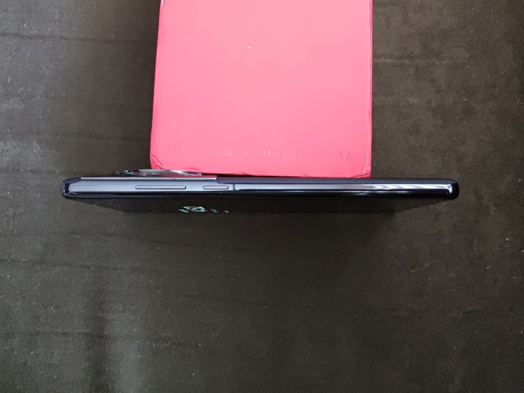 Oneplus 12 16/512Gb + Oneplus Watch+Oneplus слишалки