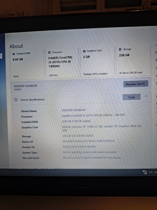 Laptop ASUS i3 , hard SSD 238 GB, 8GB RAM, win 10 pro licență