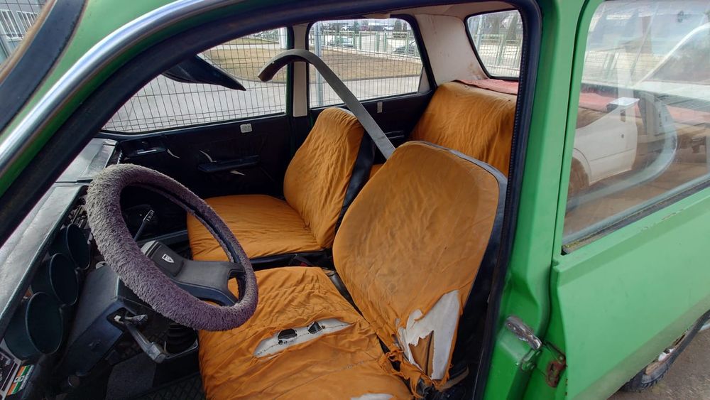 Vand 2 dacii de vanzare