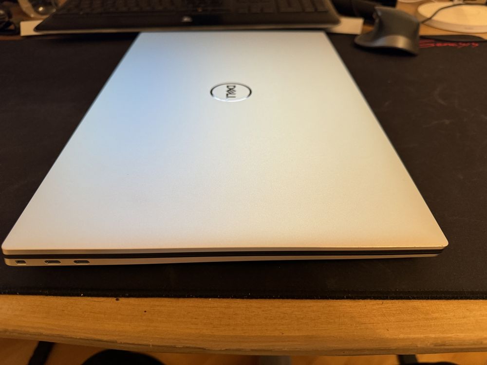 Dell XPS 9700, 17” FHD