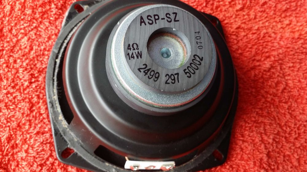 Vînd Schimb Difuzor 14 W Si 4 Ohmi