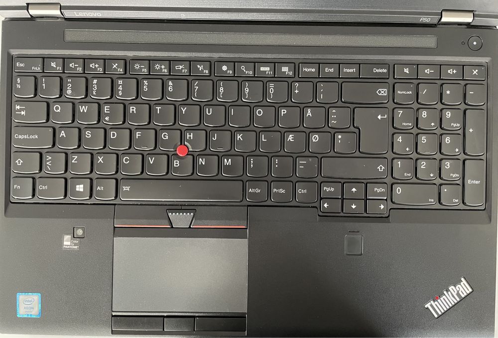 Laptop Lenovo ThinkPad Intel Xeon 16 GB RAM 500 GB SSD