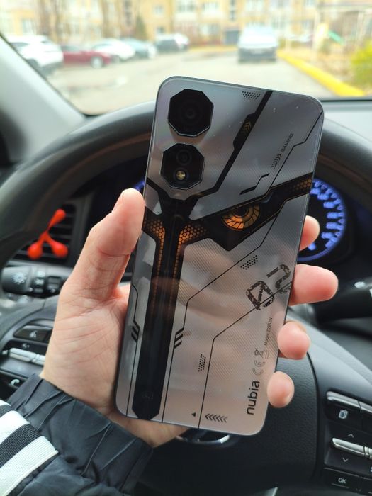 ZTE Nubia Neo 2 8 ГБ/256 ГБ