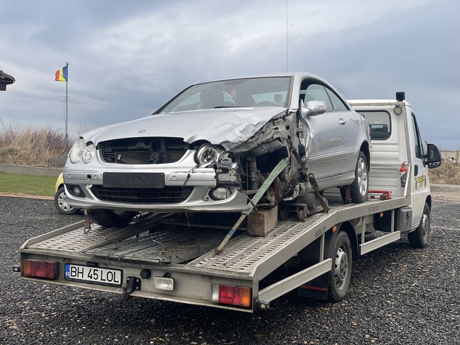 Non-stop Tractari Transport auto Asistența rutiera Trailer Platforma