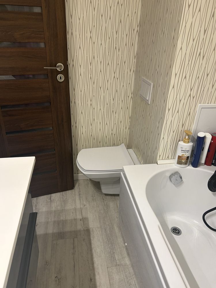Vand apartament cu 2 camere ultracentral