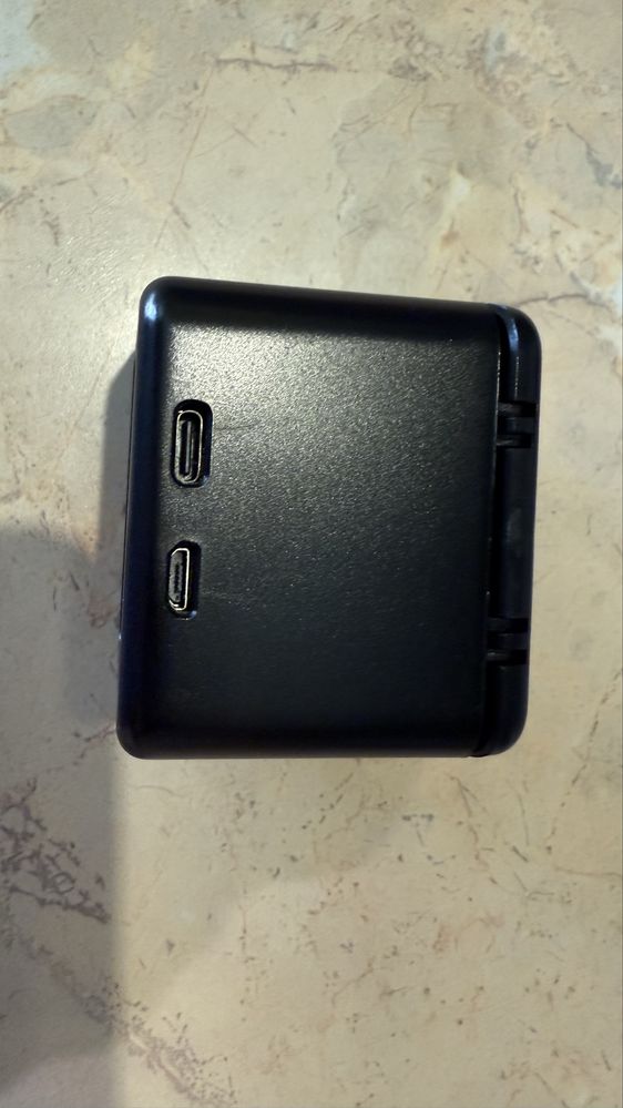 Зарядно и 2 бтоя батерии за GoPro HERO 9,10 и 11