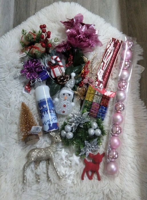 Lot de Arajamente pt crăciun