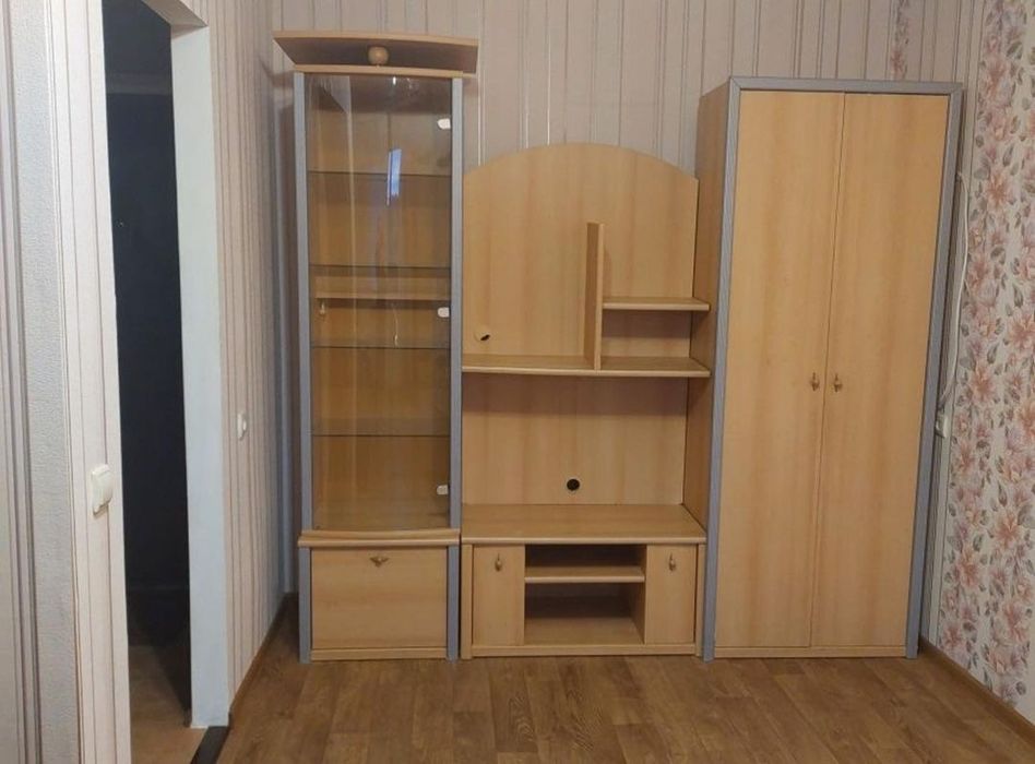 Сдам 1 ком. квартиру долгосрочно.