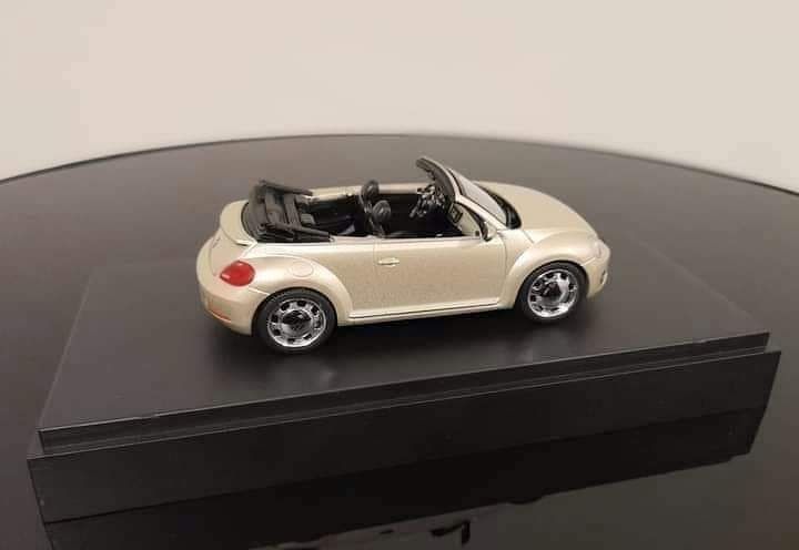 VW The Beetle Cabriolet 1:43 Schuco