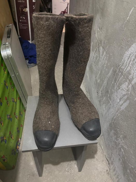 Байпақ сатылады. Өте жақсы сапада. Размер 45-46. Бағасы: 10000тг