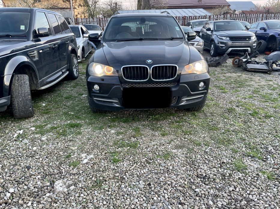 Dezmembrez BMW X5 E70 3.0d