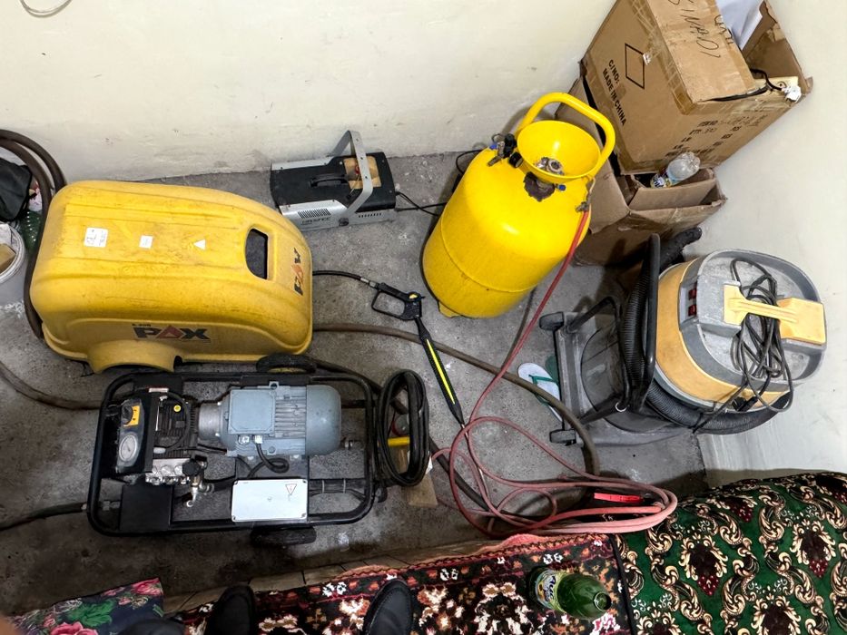 Moyka uchun karcher aparat, pena bochka, kompresor, suxoy tuman aparat