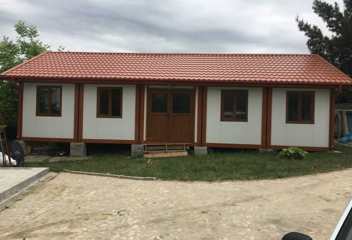 Casa modulara din panouri sandwich si structura metalica de vanzare