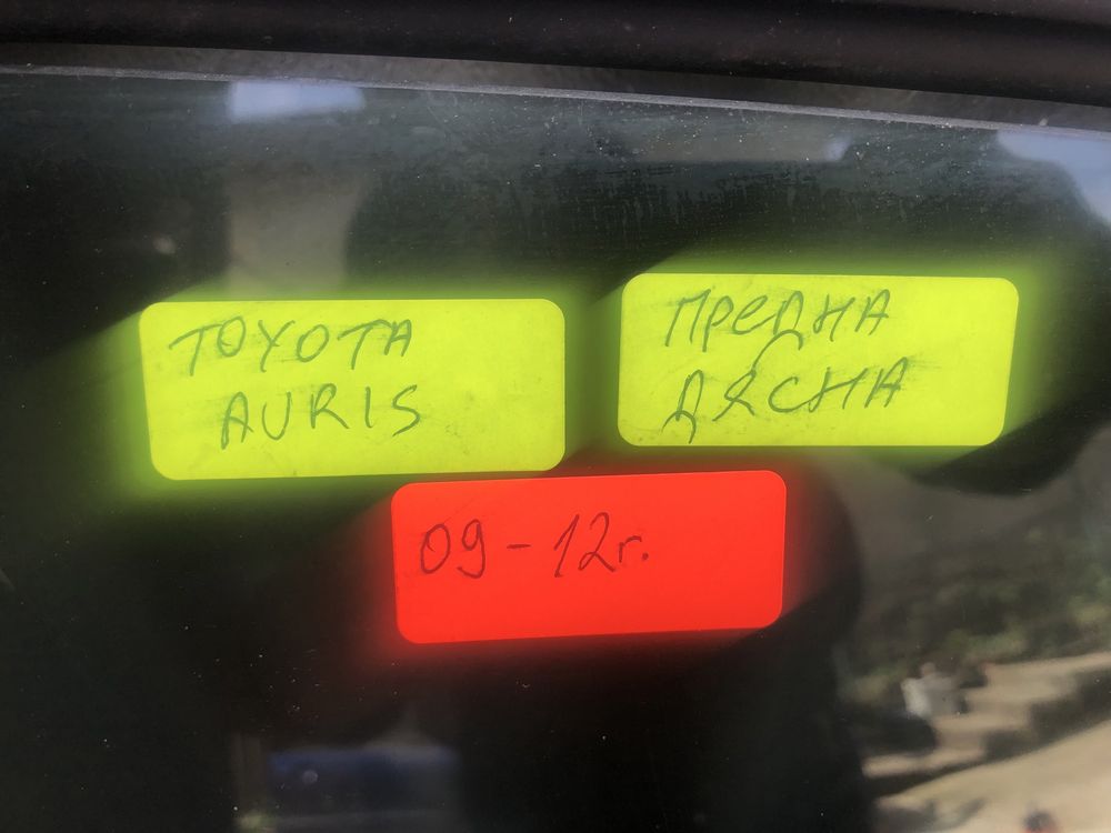 Предна  дясна врата за Тойота Аурис /Toyota Auris 2006-2012г //