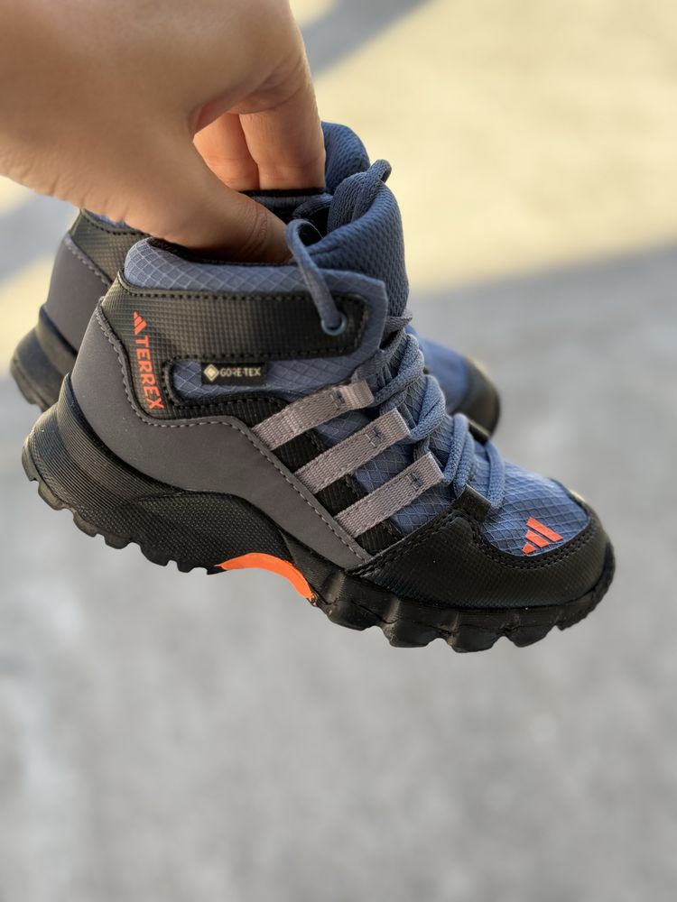 Детски зимни обувки Adidas Terex Goretex