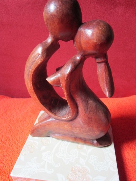 sculptura lemn,vintage, abstracta,de colectie-The Kiss-un cadou inedit