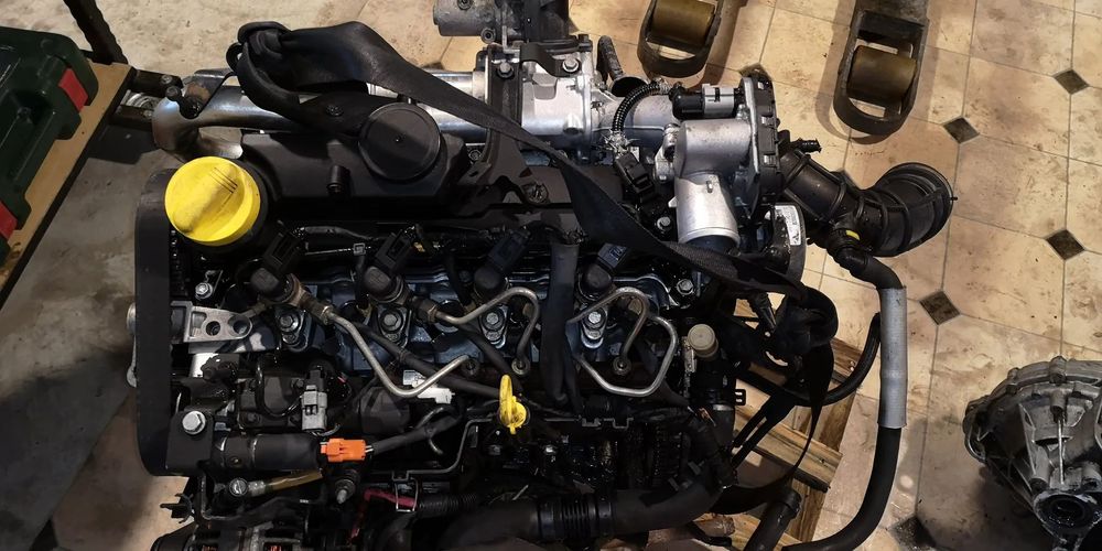 Motor 1.5 dci euro 5 Siemens 110cp injectoare pompa inalte turbina senzor alternator electromotor