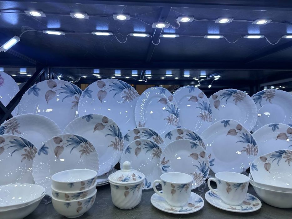 Новый набор посуды.  Небьющийся. Оригинал фирма 777