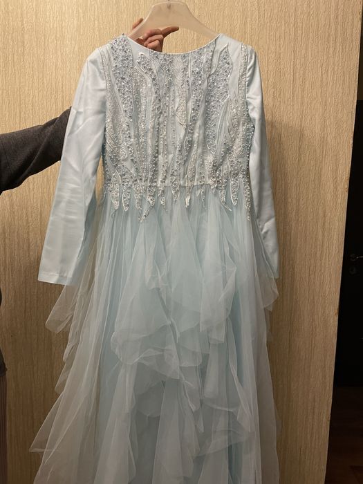 Вечерние платья