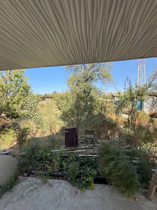 Axangaron yer sotiladi sotigi 5000