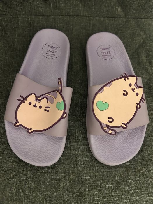 Slapi Reserved marimea 36 -37