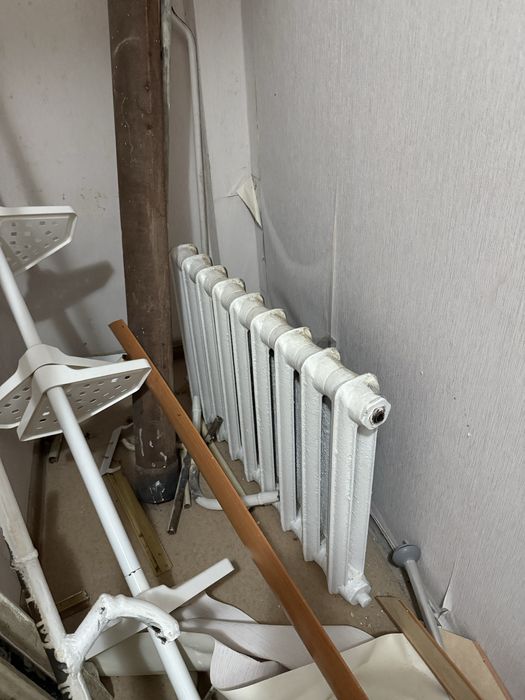 Чугунная батарея рабочая