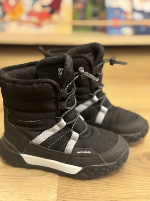 Ботуши ,маратонки ,кецове ,обувки