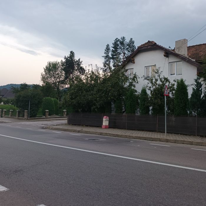 ,Inchiriez etaj casa