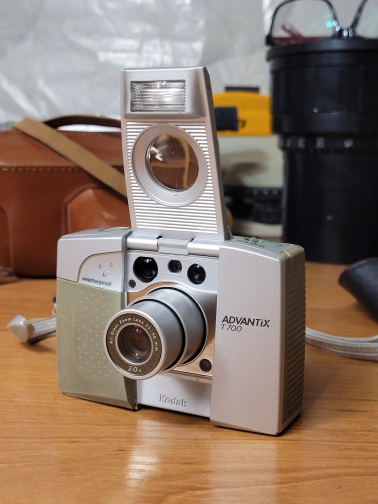Фотоаппарат Kodak Advantix T700, для фотопленки формата APS.