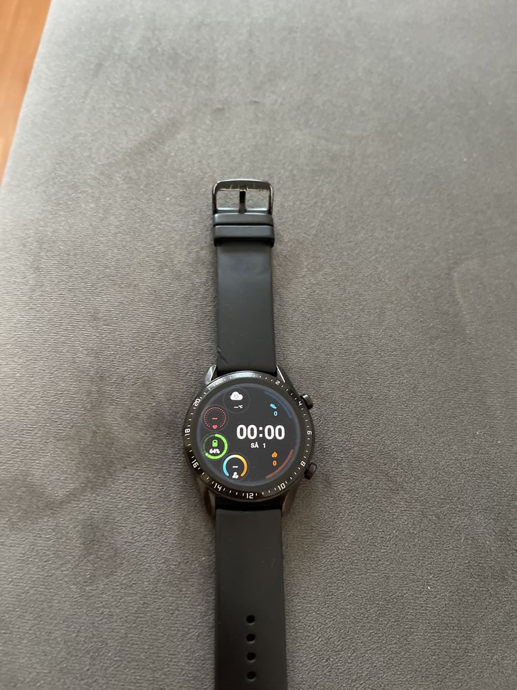 Vand Smart Watch gt2 de adulți în stare aproape perfecta