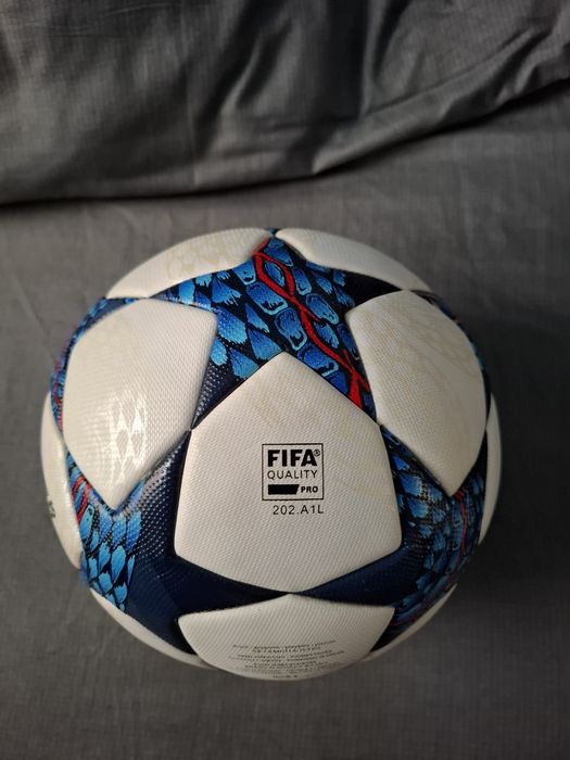 Minge UEFA Champions League 2017-2018 Official match ball