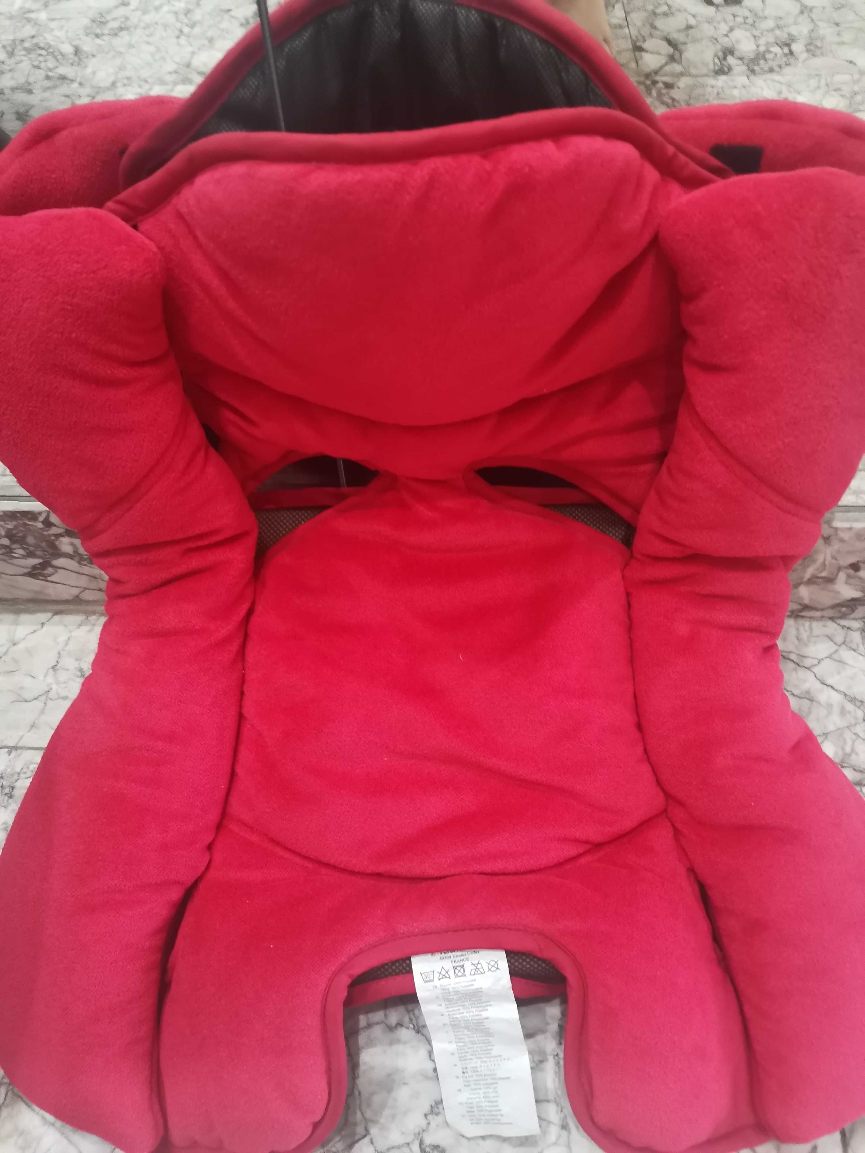 Столче за кола + подарък допълнителна подложка за бебе