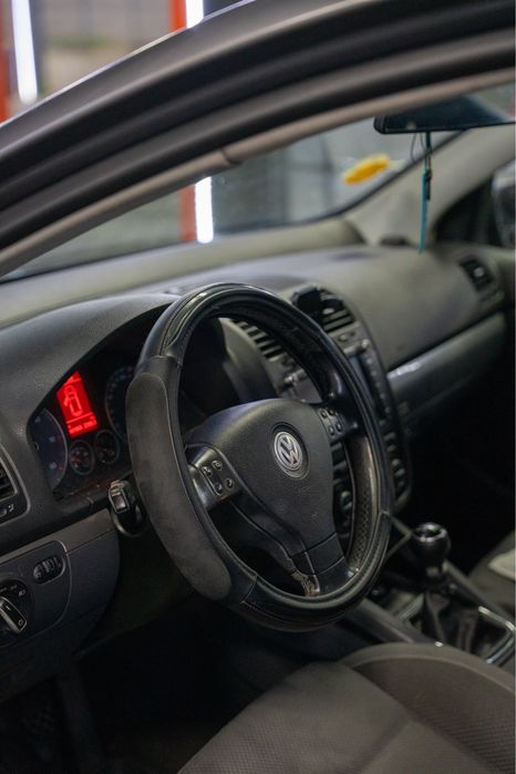 Golf 5 2006 1.9 tdi bkc