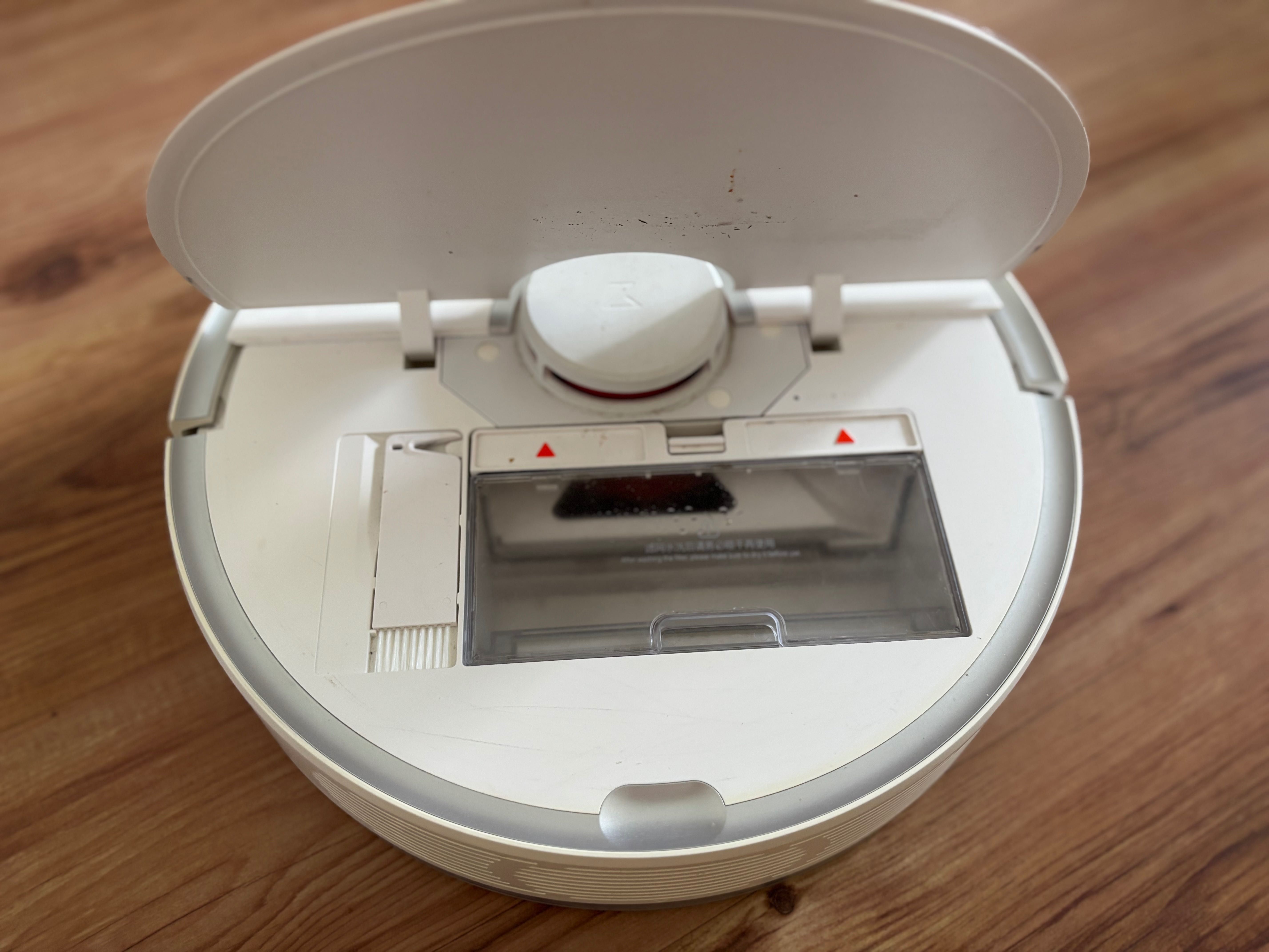 Прахосмукачка робот Roborock S50