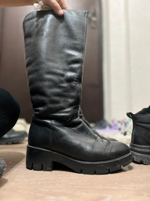 Продам зимний сапоги чисто  натуралка очень теплый