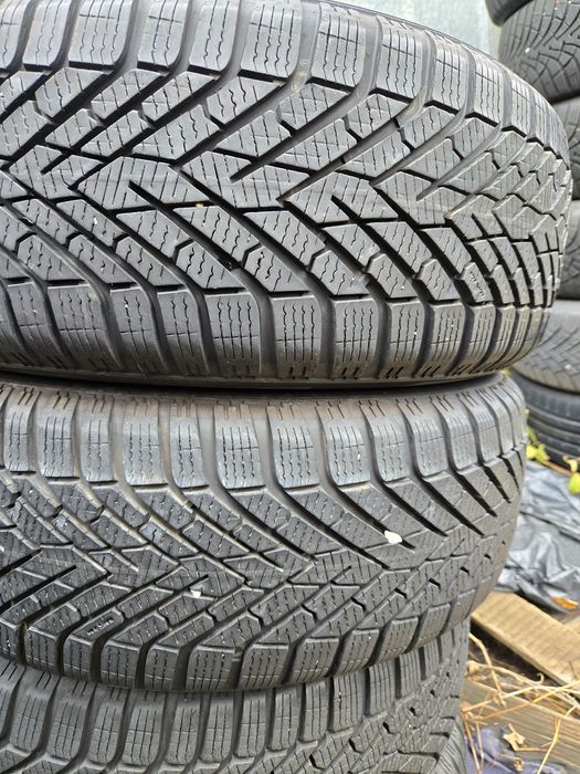 4бр. 205 55 16 Pirelli зимни.