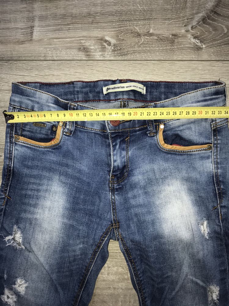 Pantaloni jeans Stradivarius nr.34