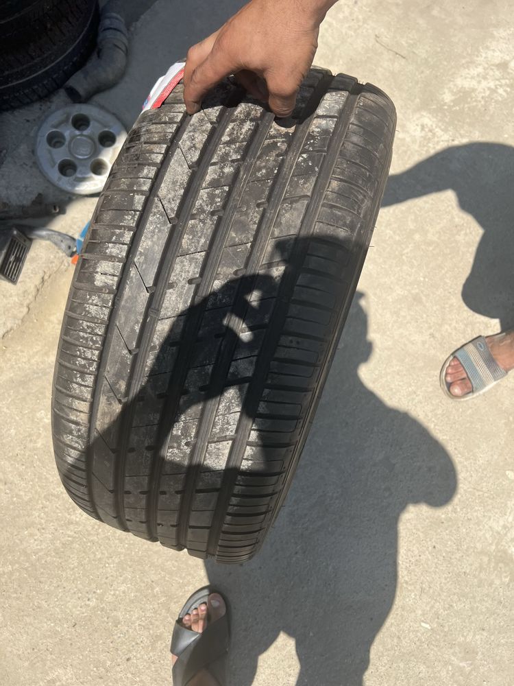 285/35/22 -vara pentru bmw x5/x6-range rover 5x120