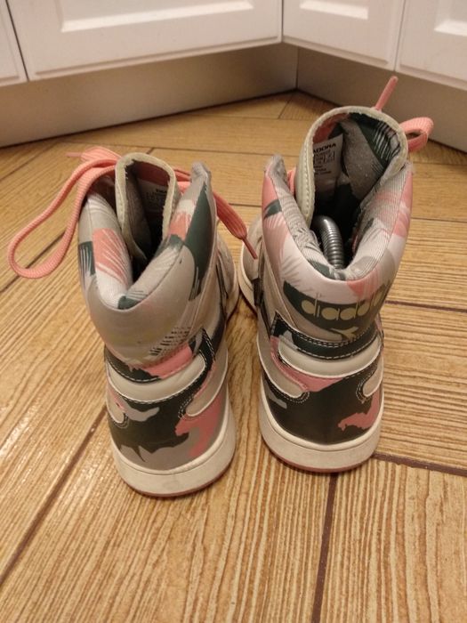 Ghete piele DIADORA 38