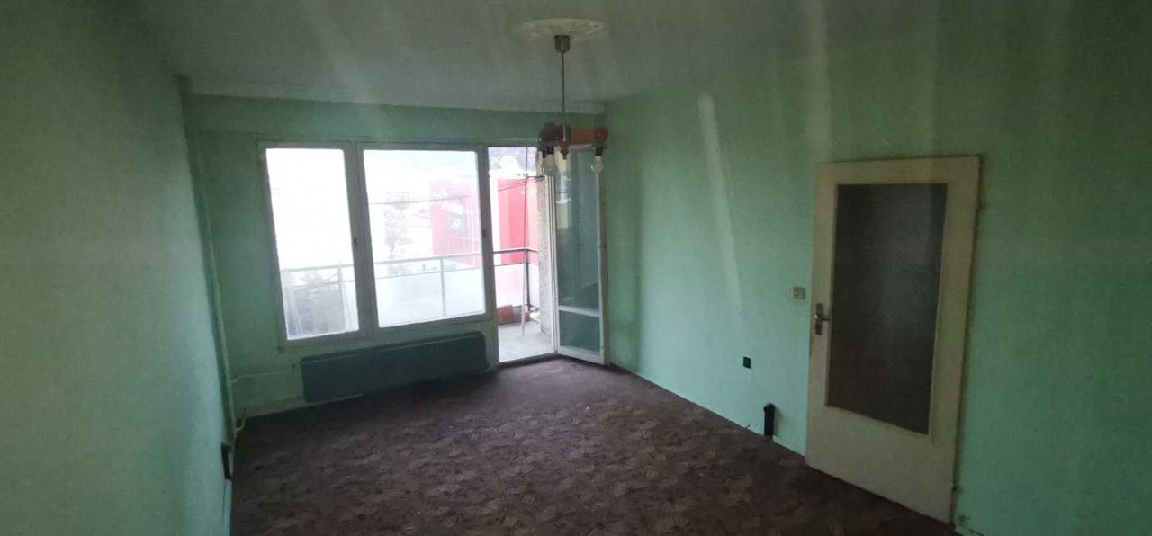 Продава се Четиристаен апартамент в Габрово, Младост - 86 кв.м за 742 €/кв.м - Снимка #8