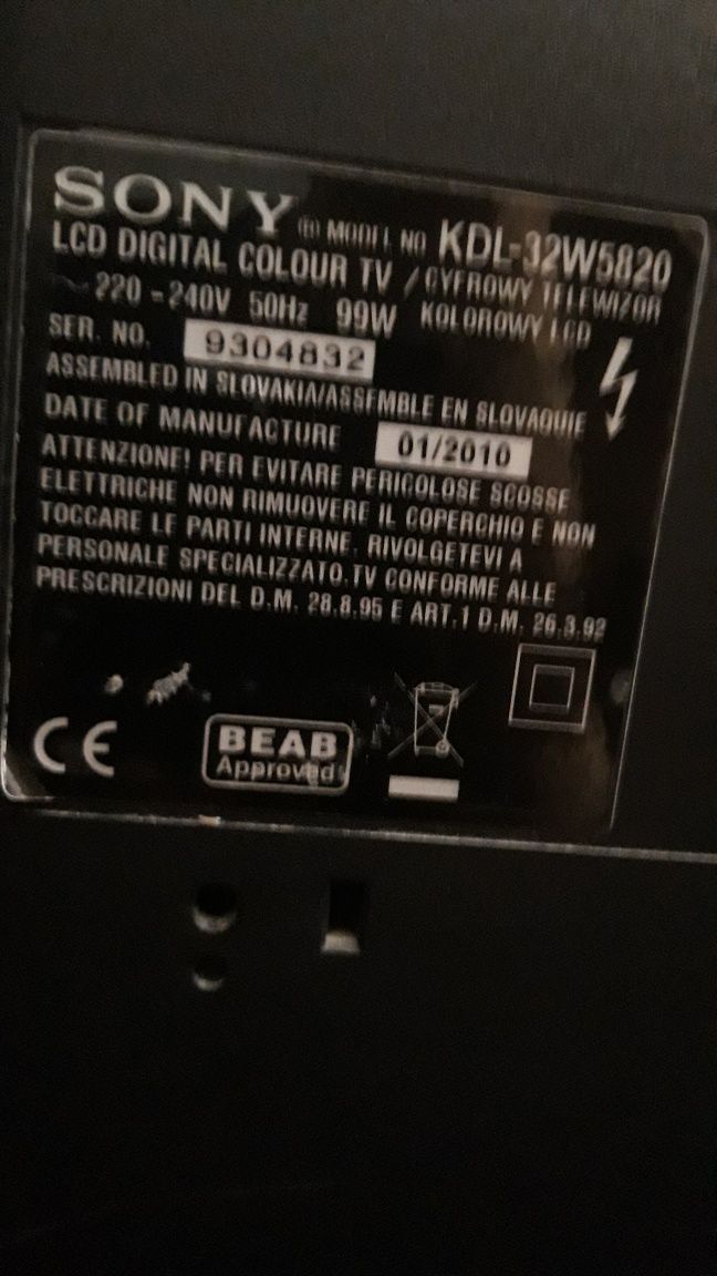 Vând plasmă sony caracteristici în poză preț 350 negociabil.
