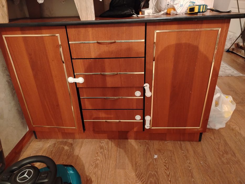 Шкаф         тумба