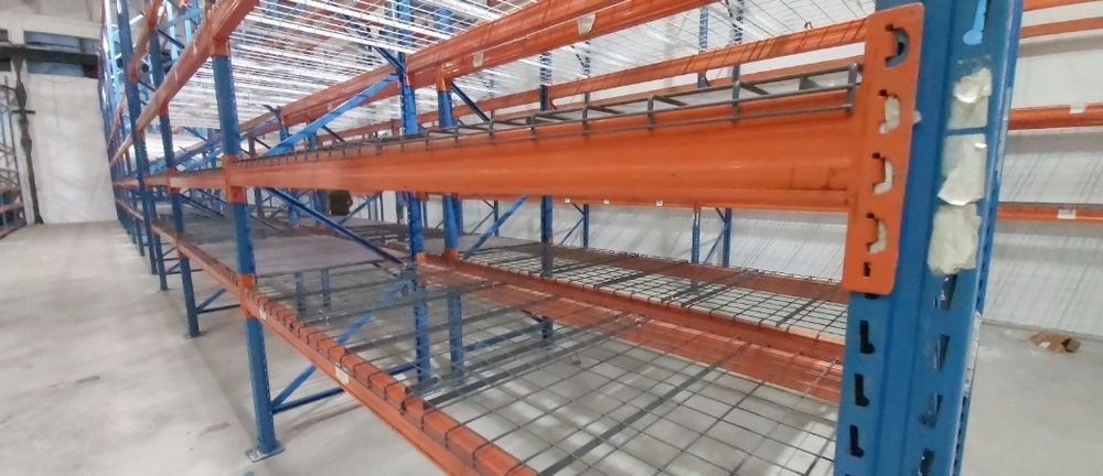 Rafturi metalice depozitare paleti industriale 3v9