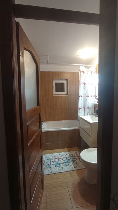 Vand apartament 3 camere