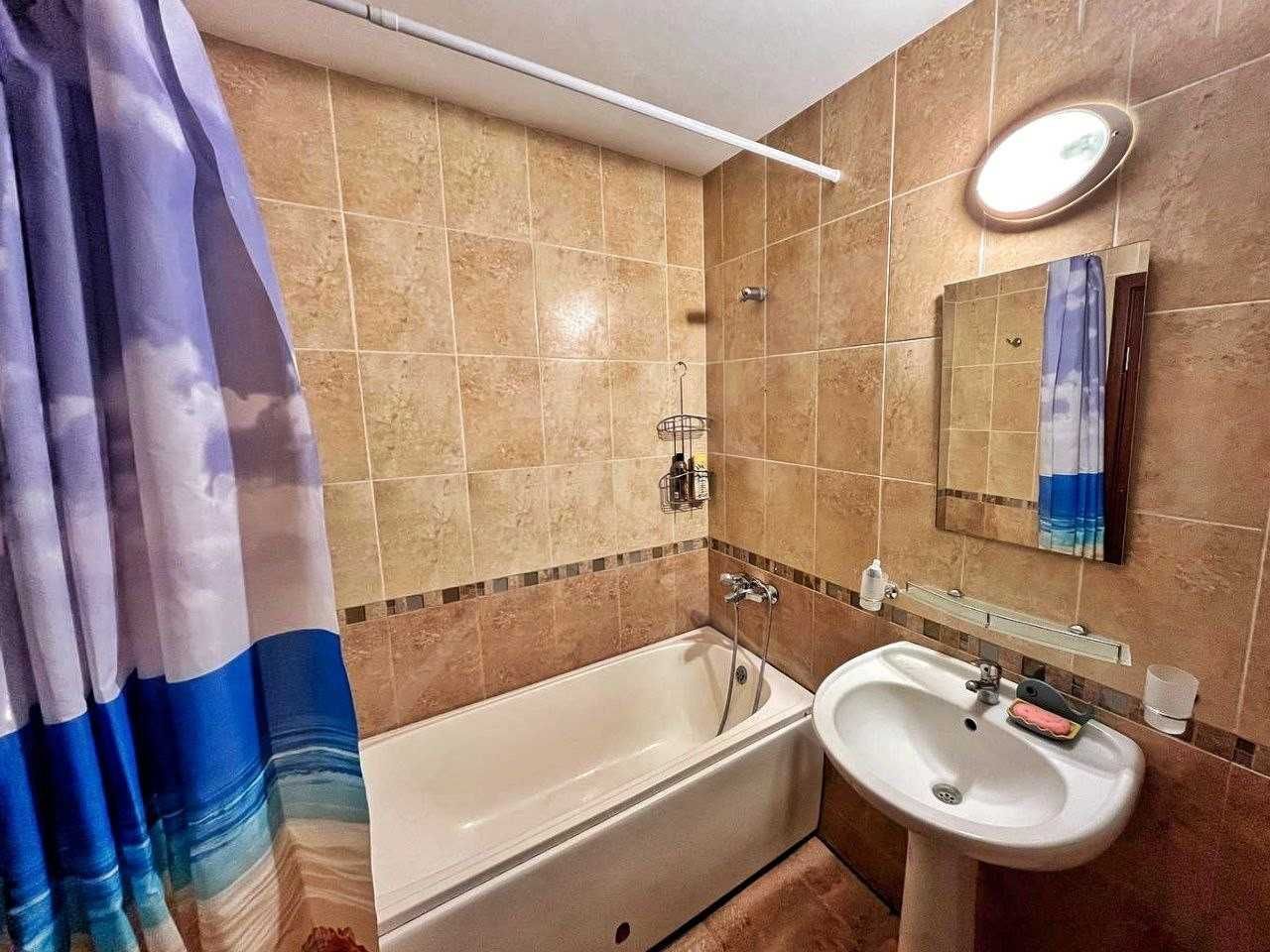 Тристаен апартамент в Равда