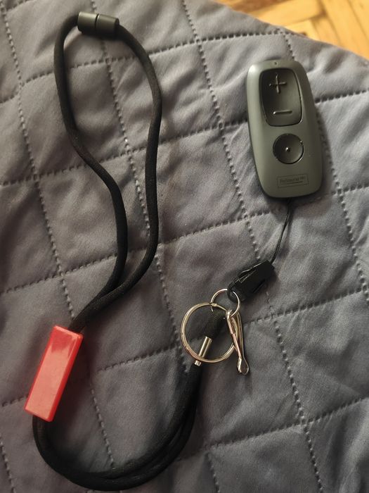 Telecomanda aparate auditive resound.