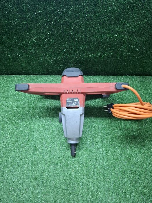 Бъркалка FLEX MXE 1202 с регулаж на оборотите
370 ле