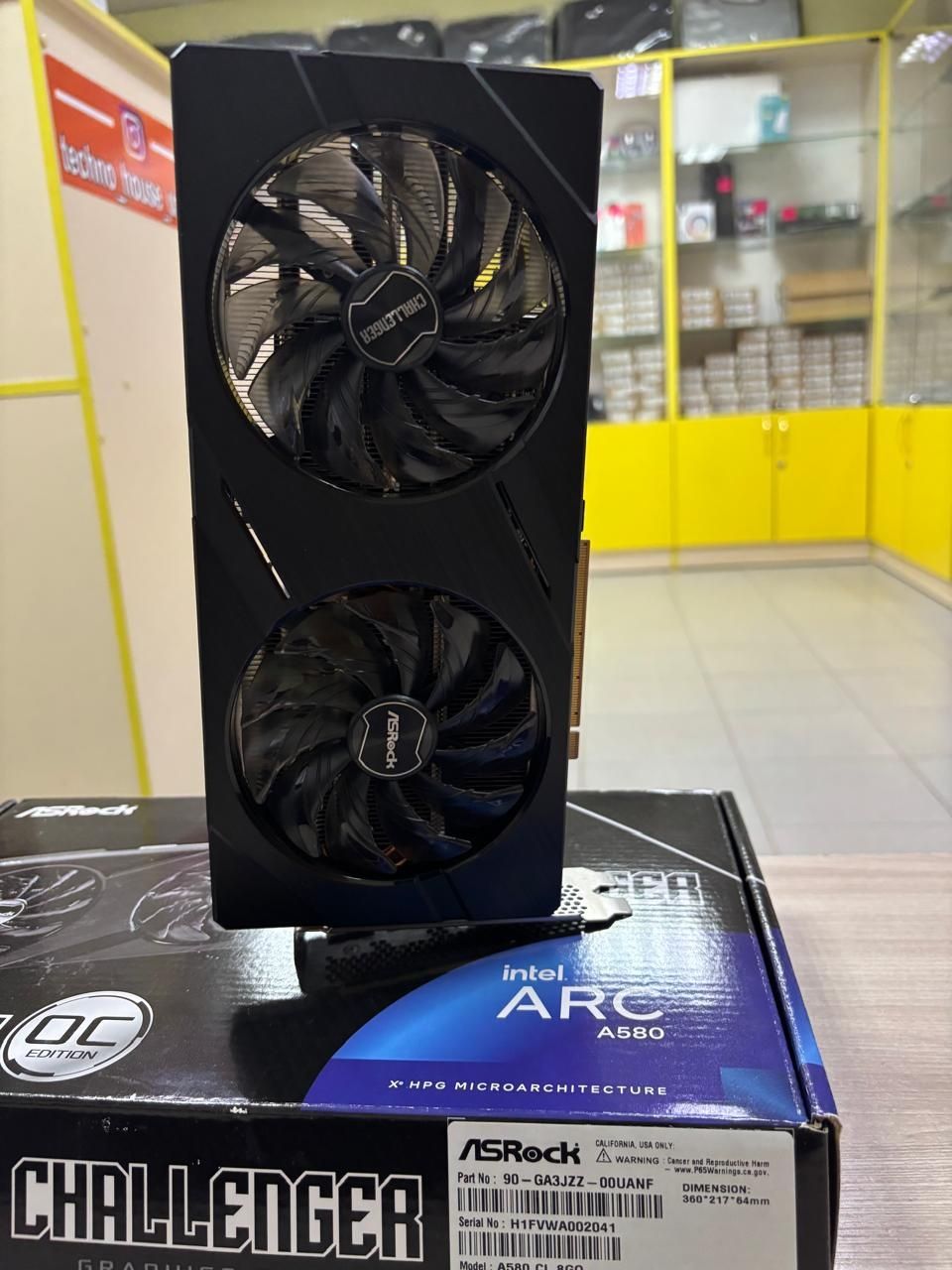 Продам новую видеокарту Intel  ASRock Arc a580 8gb