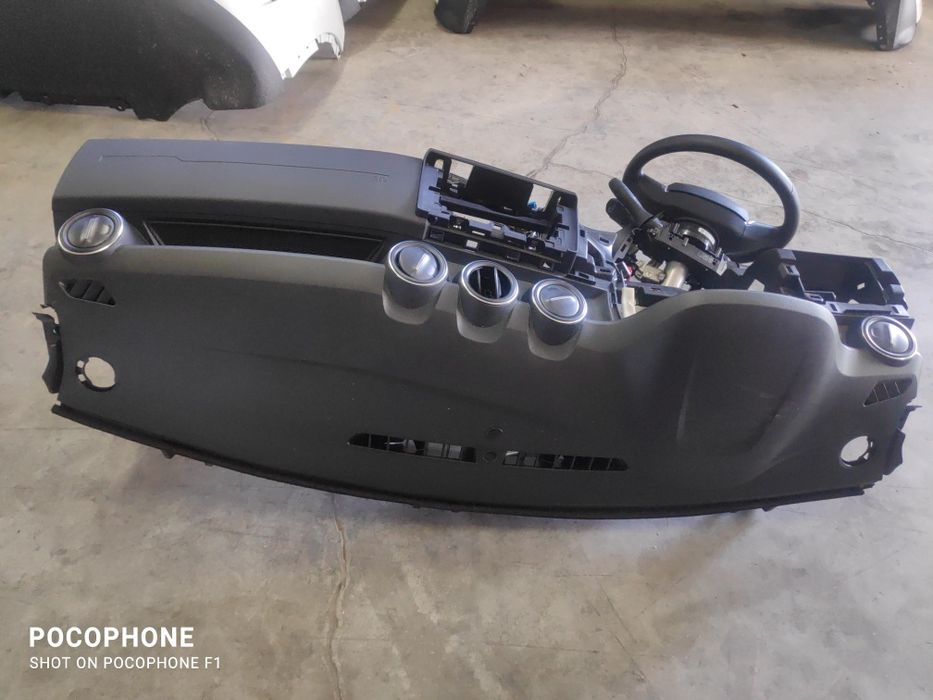 Арматурно табло Dacia Duster / Дачия Дъстър 2022г.